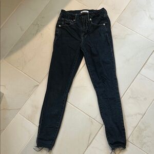 Good American Navy Skinny Cropped Jeans